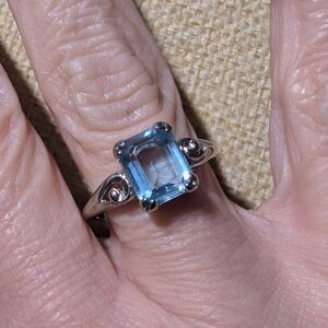 Vintage Ice Blue And Silvertoned Ring Avon Approx Size  7.5